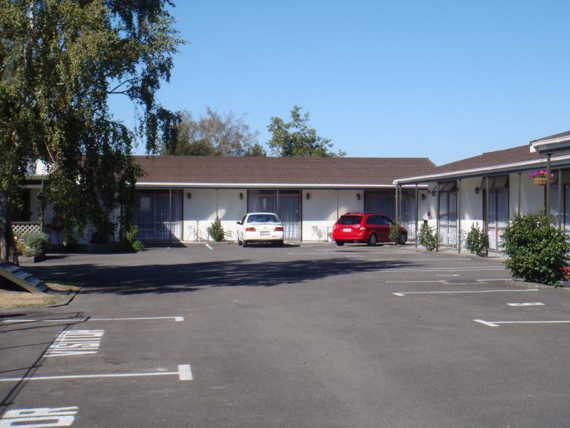 Acorn Estate Motel 마스터톤 외부 사진